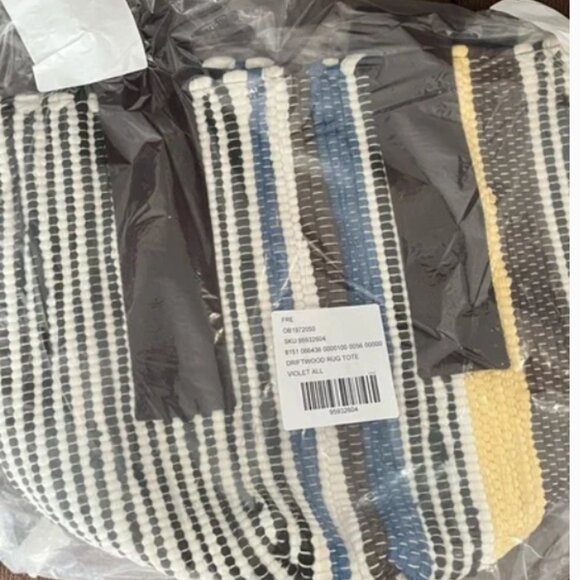 NWT FREE PEOPLE Driftwood Rug Tote Bag | Banana Split - Picture 3 of 15